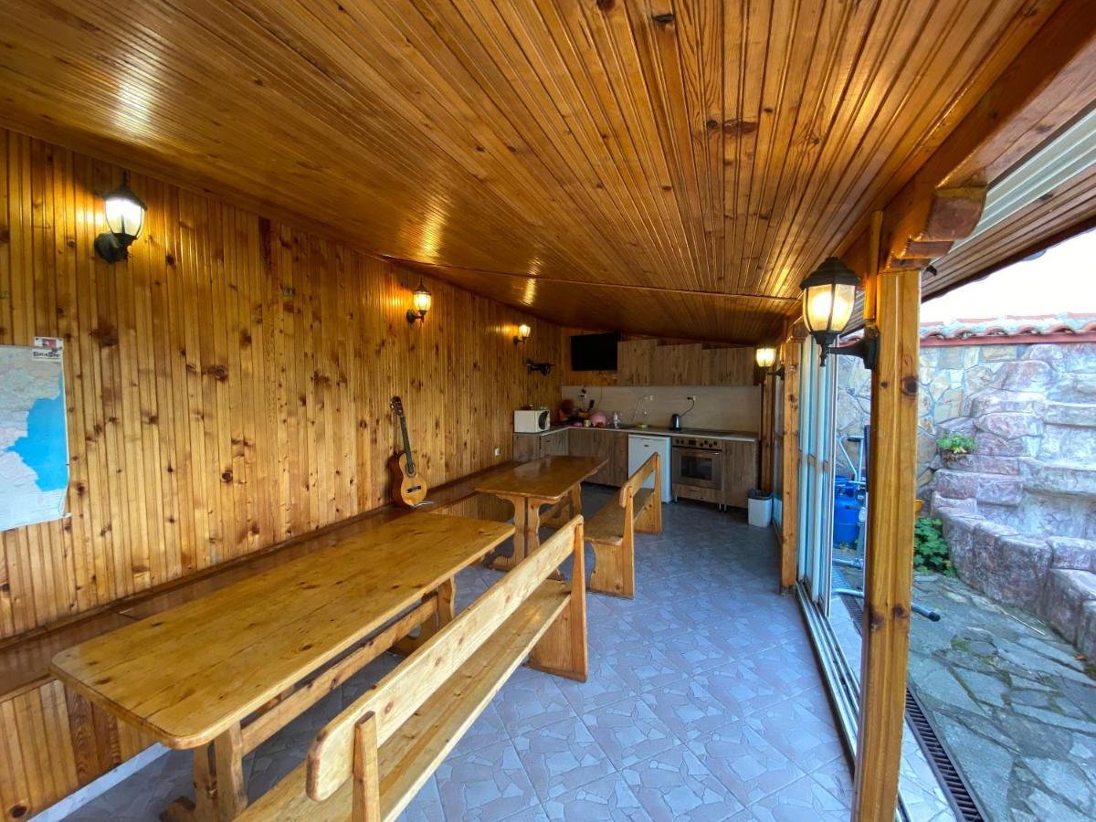 פאבל באניה Family Hotel Kavrakovi מראה חיצוני תמונה